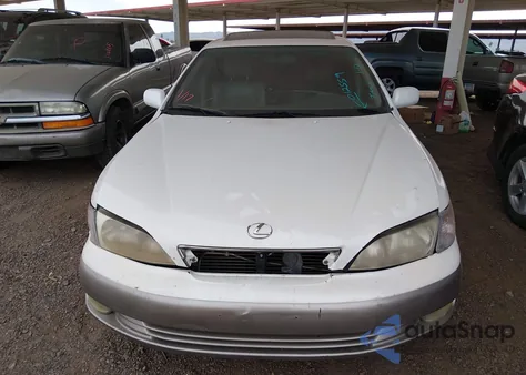 1997 Lexus Es 300 из США, поврежденный, VIN JT8BF22G4V5012559